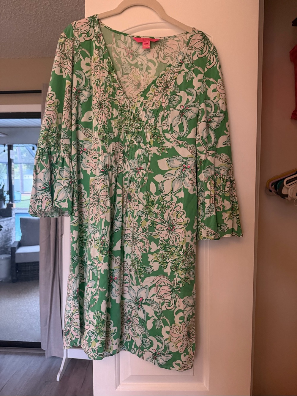 Lilly Pulitzer Green and White Floral V-Neck Long Sleeve Dress